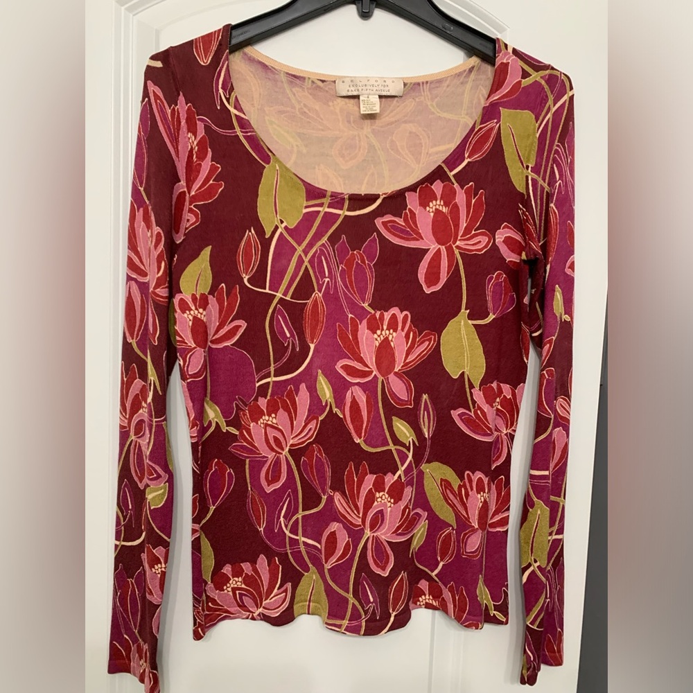 BELFORD SAKS FIFTH AVENUE FLORAL SCOOP NECK TOP in Silk